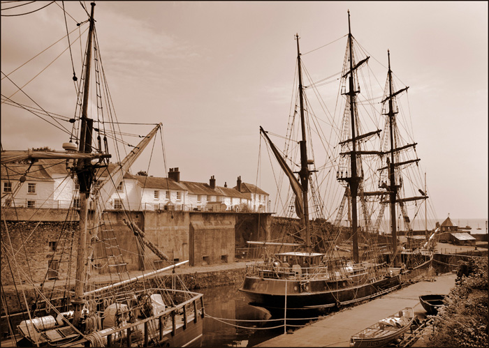 Charlestown-sepia-cleaned-IMGP2530